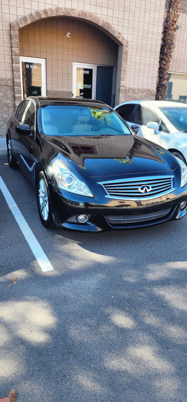 Infiniti G37 detailed by Master Mobile Detailing